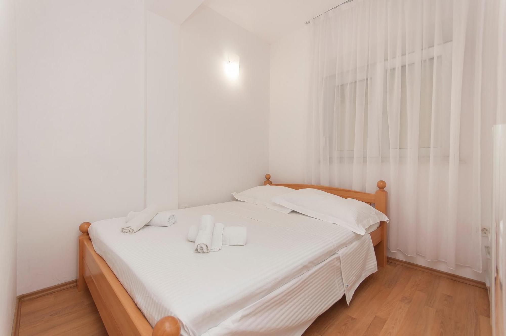 Apartman Mira- Омиш Номер фото